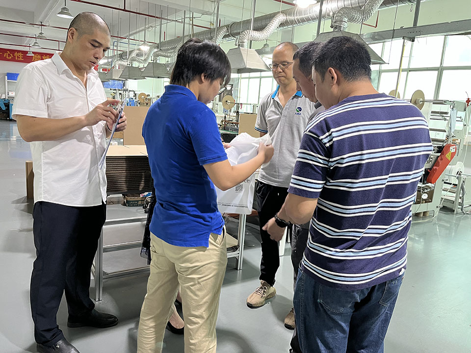 歡迎小米公司最后驗(yàn)廠環(huán)節(jié)！(圖2)