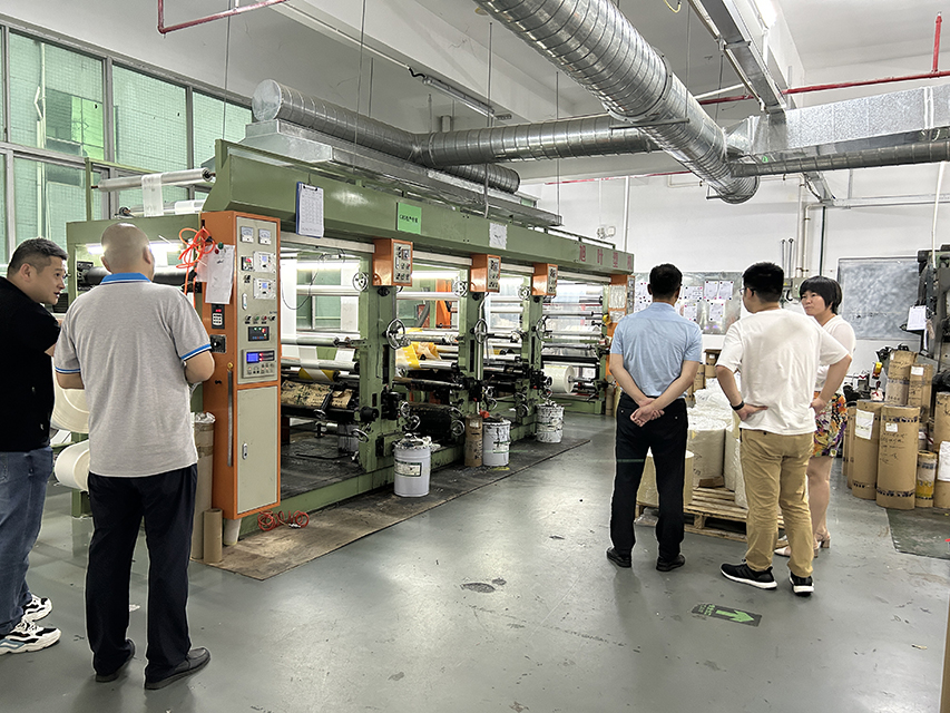 久信達(dá)歡迎添可智能看廠，為您帶來環(huán)保包裝解決方案(圖3)