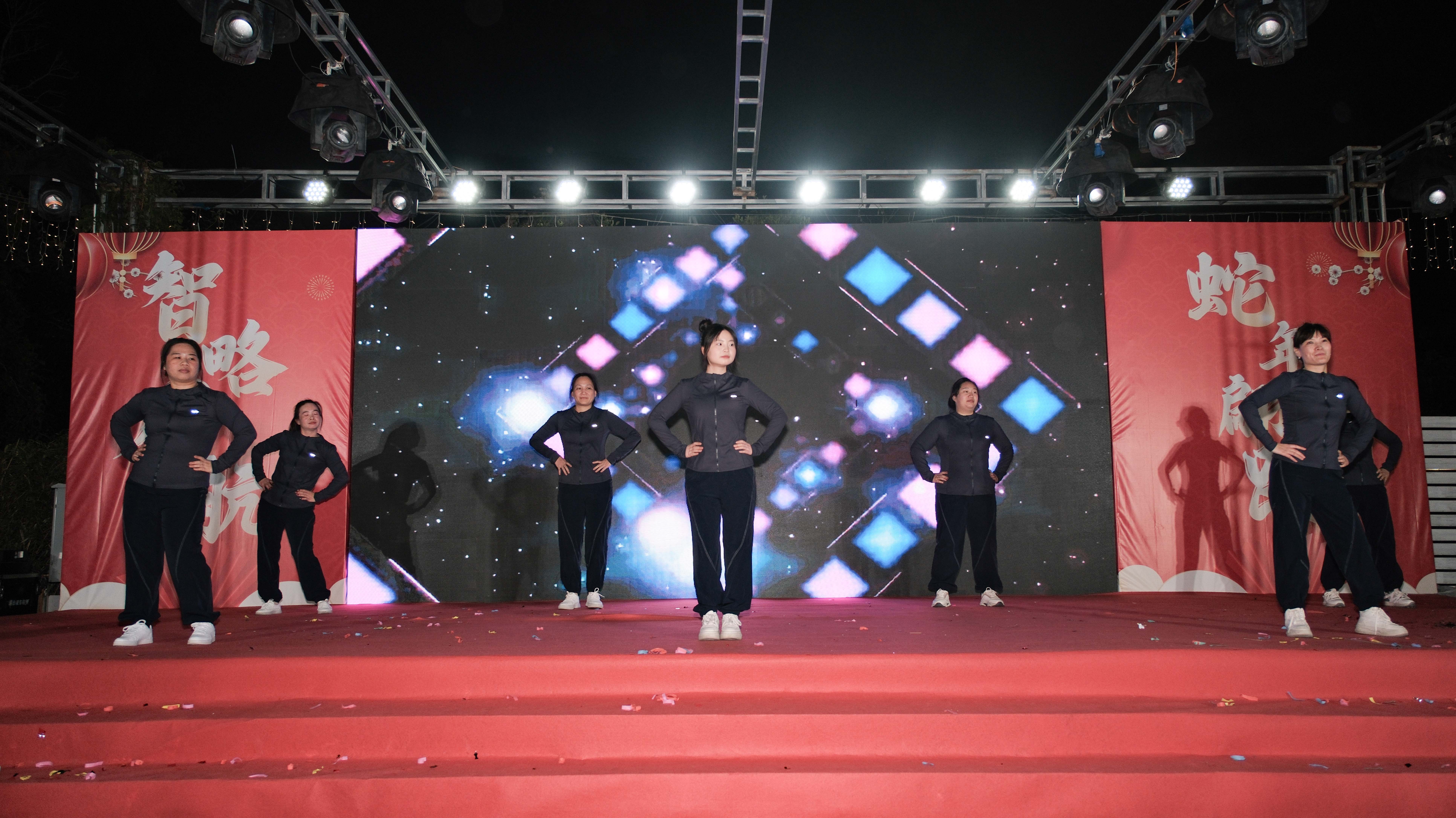 久信達(dá)科技2024年年會(huì)圓滿落幕：感恩同行，共創(chuàng)環(huán)保新未來(lái)，乘風(fēng)破浪，夢(mèng)想起航(圖10)